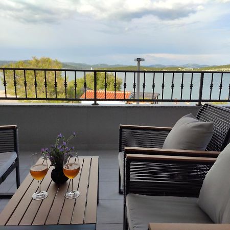 Apartmani Sara 2 Бетина Экстерьер фото