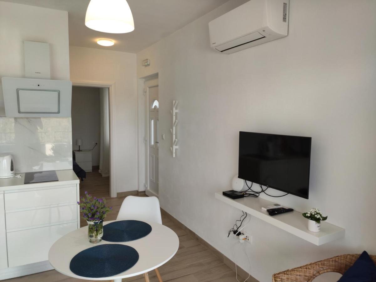Apartmani Sara 2 Бетина Экстерьер фото