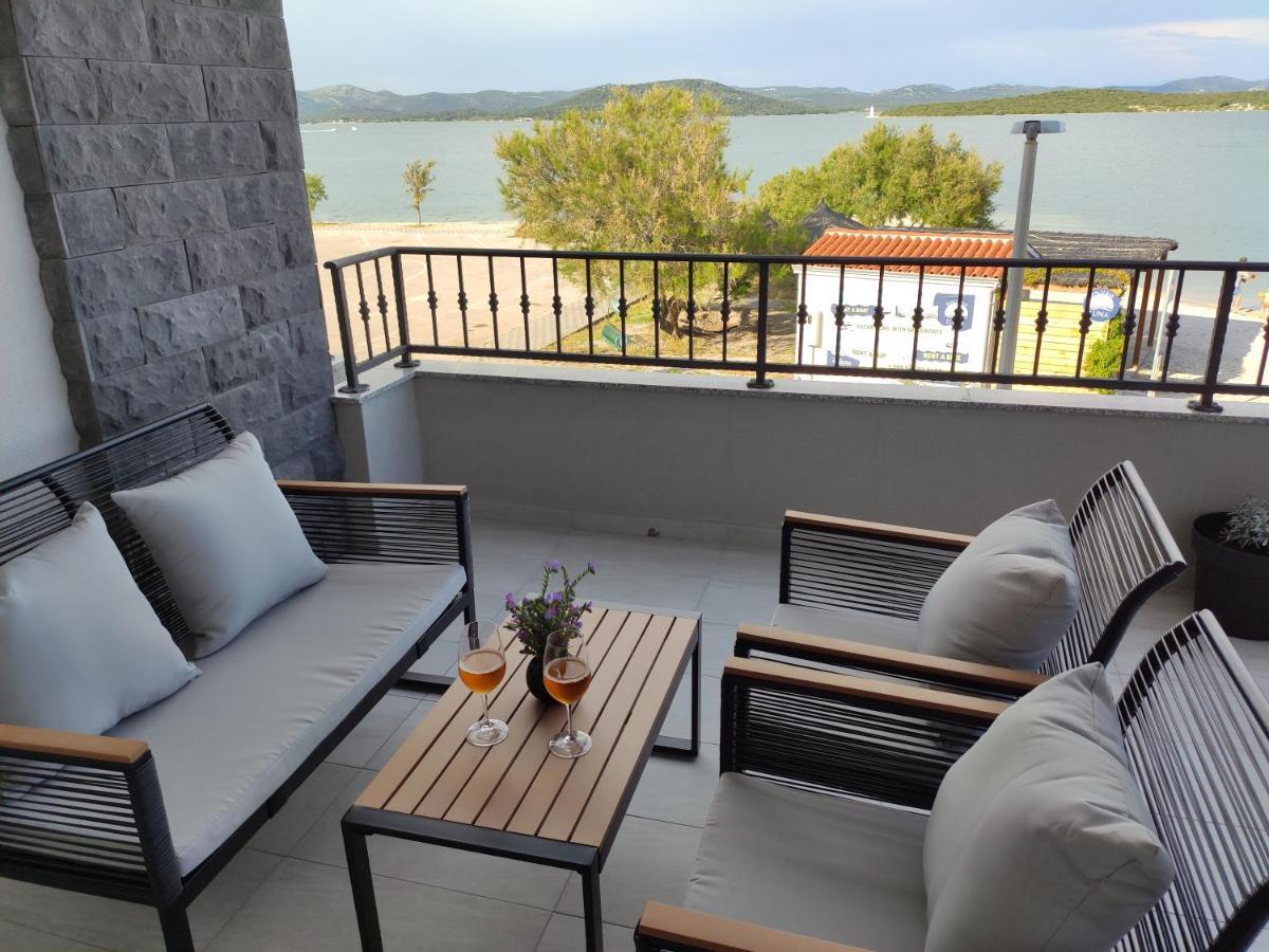 Apartmani Sara 2 Бетина Экстерьер фото