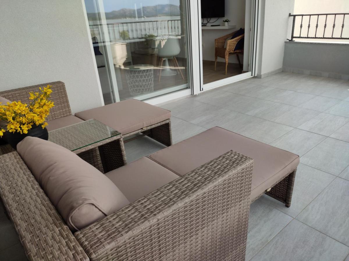 Apartmani Sara 2 Бетина Экстерьер фото